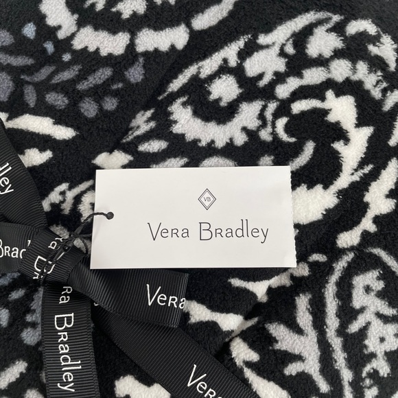 Vera Bradley Paisley Noir Throw Blanket Black White 80x 50 - Picture 3 of 7